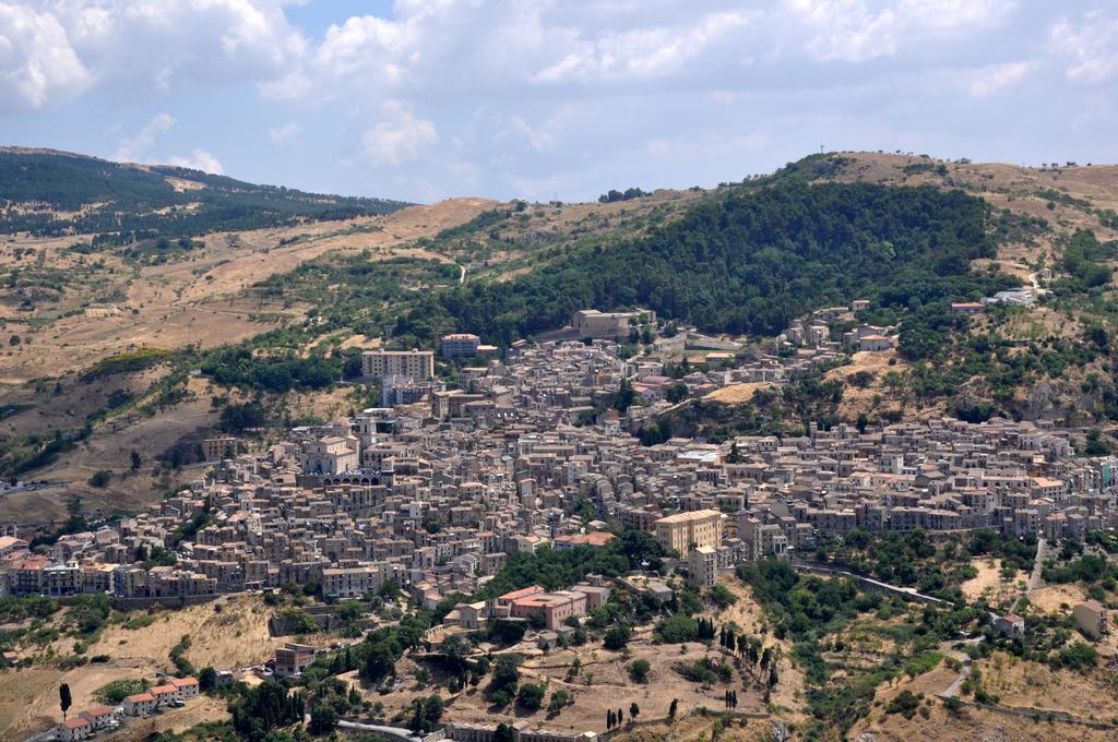 Villa Letizia Campofelice Di Roccella Εξωτερικό φωτογραφία